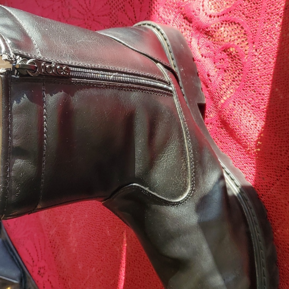 Luke Commuter Boot By Totes - image 7